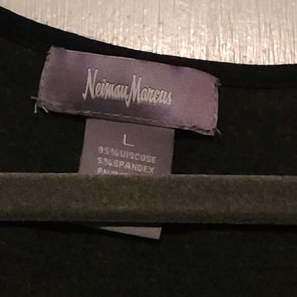 Neiman Marcus Dress - Picture 4 of 5